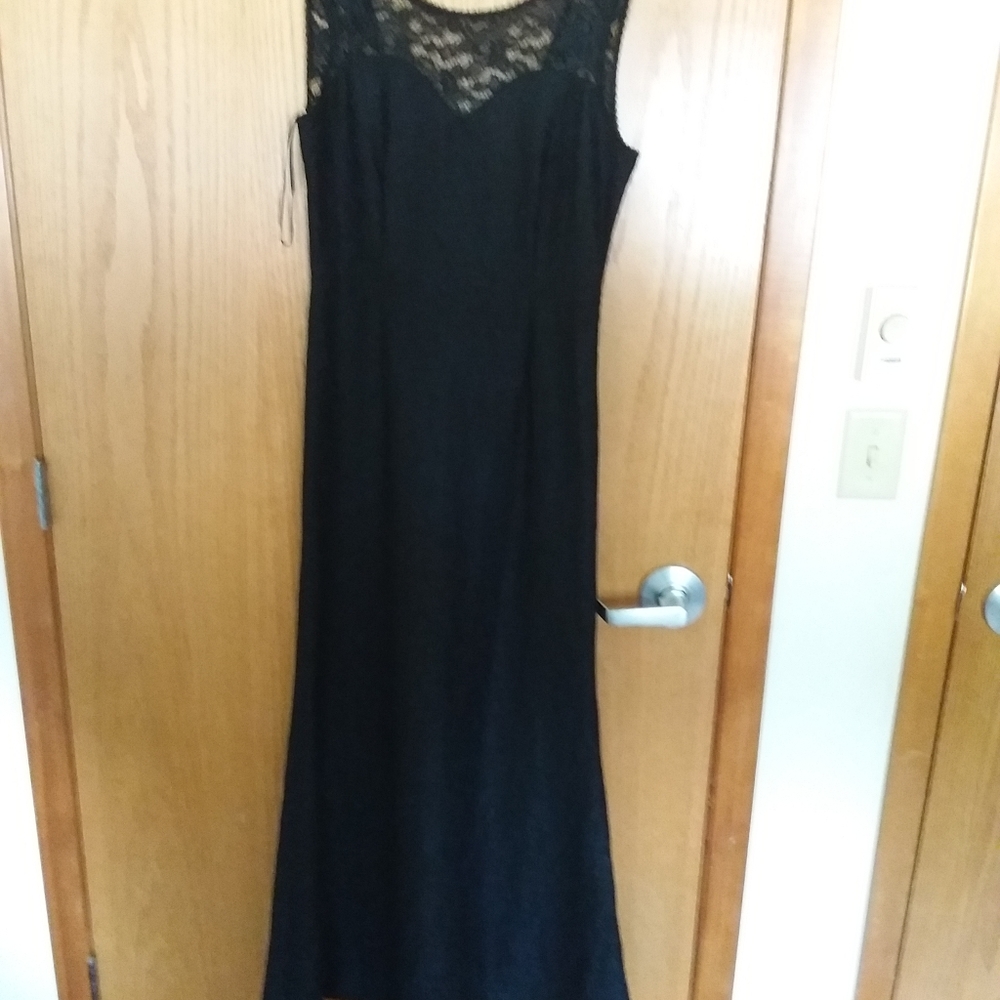 Long black lace dress by Miusol